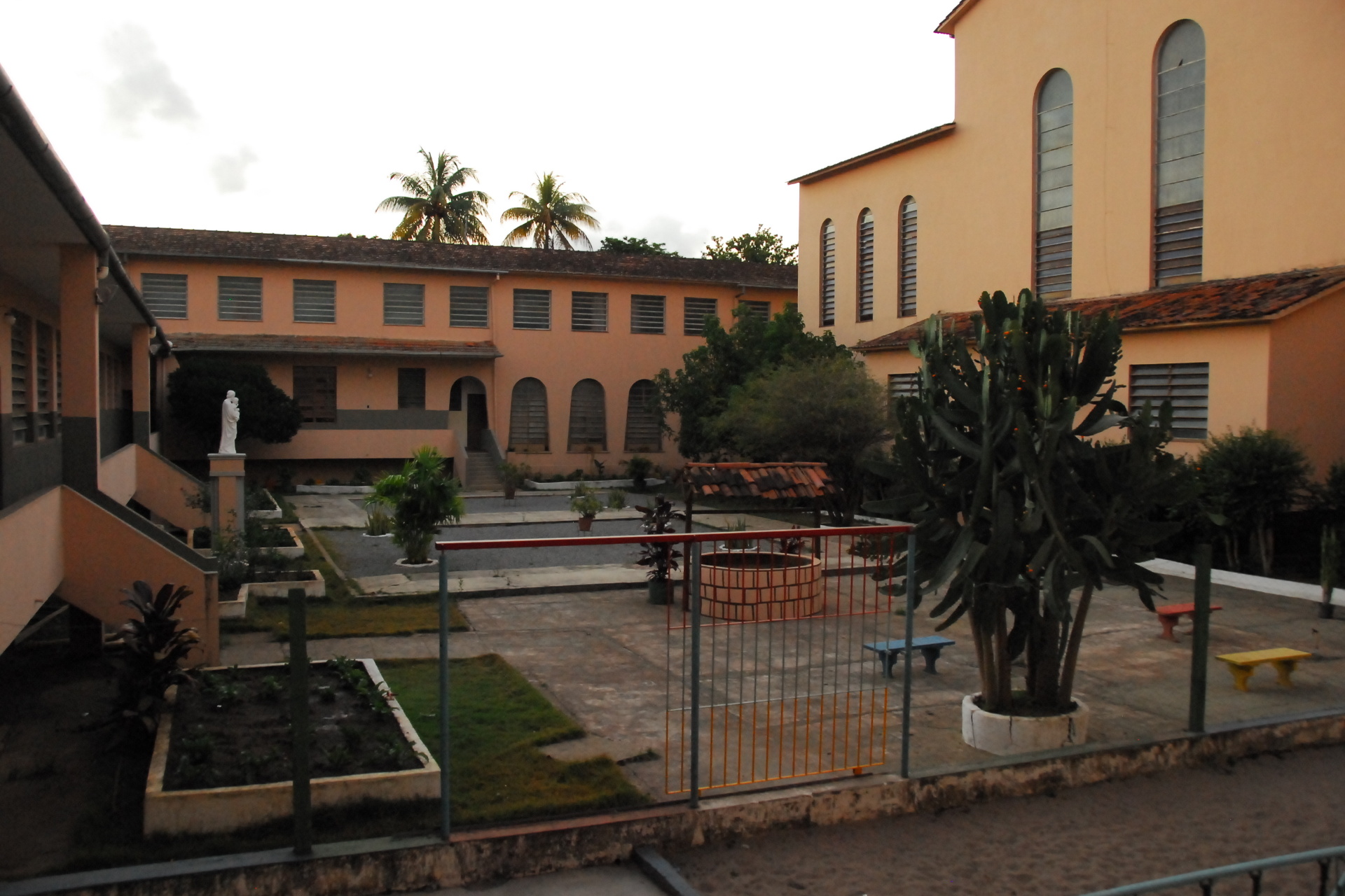 In Carpina gibt es eine Schule In Carpina gibt es eine Schule
